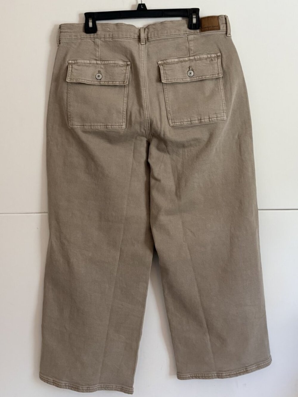 American Eagle Woman's Stretch Wide Leg Khaki/Tan Utility Skater Jeans Size 16